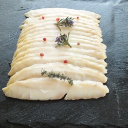 Sashimi d’esturgeon fumé - Spécialité du Périgord Noir (24)